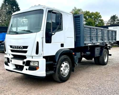 Camión Iveco Tector 170e22 2014 con Carrocería Bi-vuelco