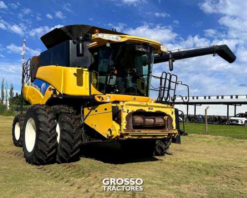 Cosechadora CR 9080, 4wd, Motor Reparado, 2012