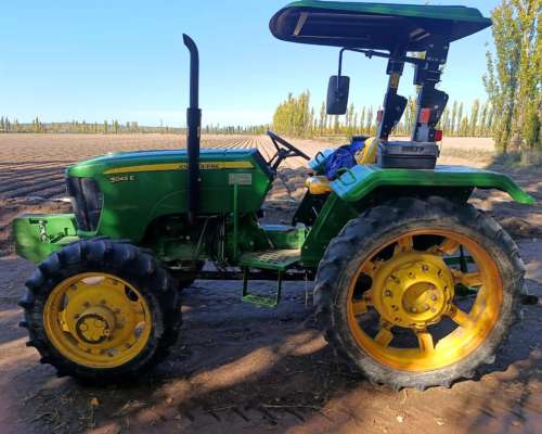 Tractor John Deere 5045e Doble Traccion