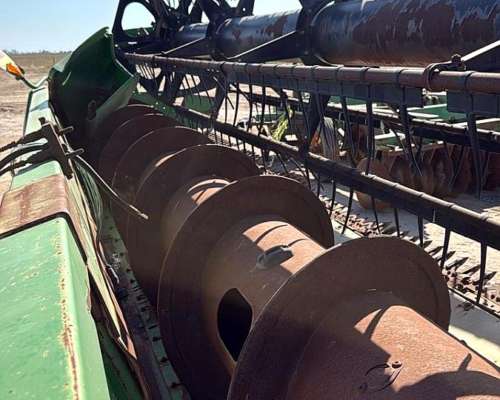 Plataforma John Deere Hydraflex 635f para Reparar