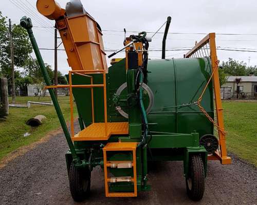 Embolsadora de Forraje 9 Pies con Lona Metabel