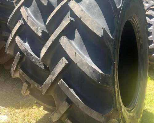 Cub 420.70 R30 Recauchutadas Diseño Campeón Pantanera