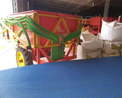 Fertilizadora Sembradora Altina HP2500