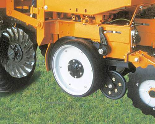 Sembradora Cele Neuma 7000