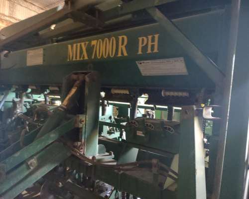 Sembradora Pierobon MIX 7000 R