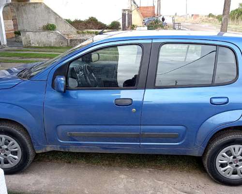 Vendo Fiat UNO 1.4 Attractive - 2011 / muy Buen Cuidado
