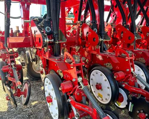 Sembradora Apache 54000 MAX de Grano Fino