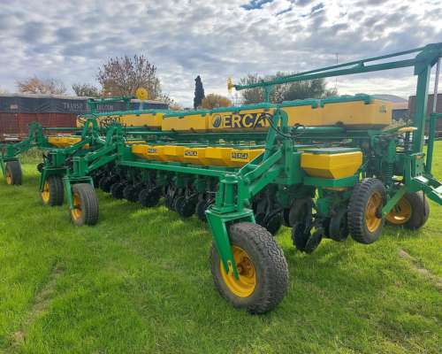 Sembradora Erca de 18 a 52 CMS con Equipo Neumatico Geronzi