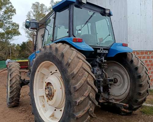 Tractor New Holland TM125 año 2001