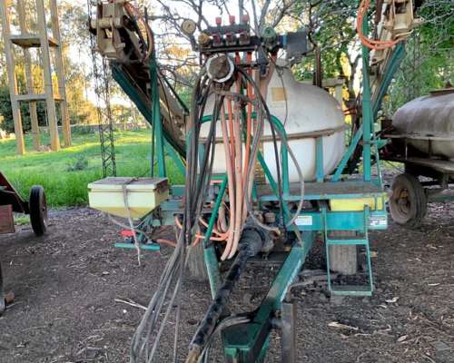 Pulverizadora Pampero Tetra Full de 3000 Lts, 18 Mts