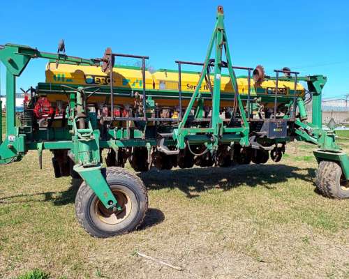 Sembradora Erca 2004 con Doble Fertilización y Kit de Trigo