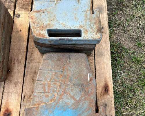 Contrapesos para Tractor Massey Ferguson.