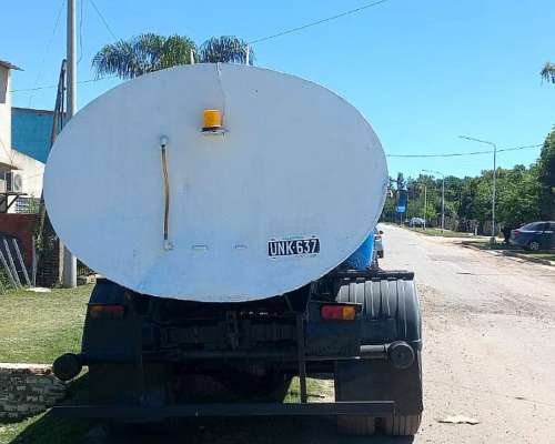 1114 Mercedes Benz Regador