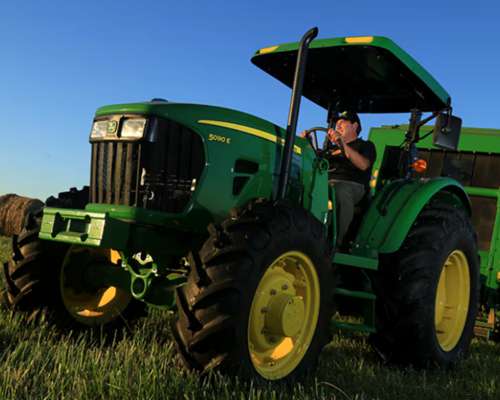 Nuevo Tractor John Deere 5090 Es30c
