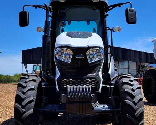 Tractor Bronco TR 804