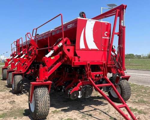 Sembradora Crucianelli Gringa 20/52 Neumática