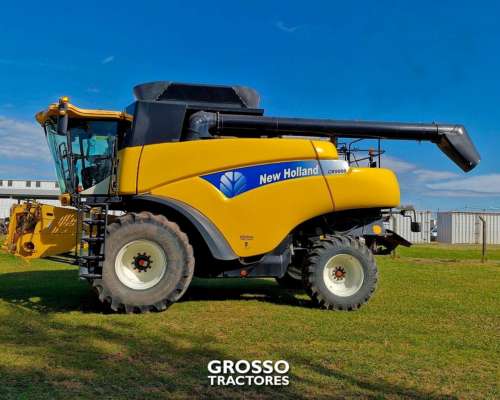 Cosechadora New Holland CR 9060, 30 Pies, 2008
