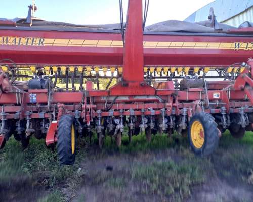Sembradora Super Walter 2017 de 33 a 17 Alfalfero
