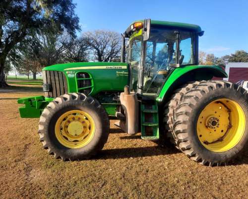Tractor John Deere 6145j