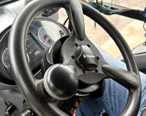 Fertilizadora Autopropulsada Fertec F 824