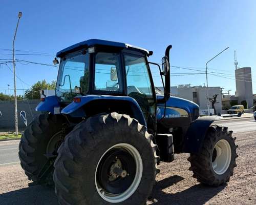 Tractor New Holland TM 7010