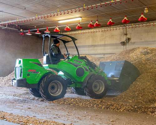 Minicargadora Telescópica Avant 850