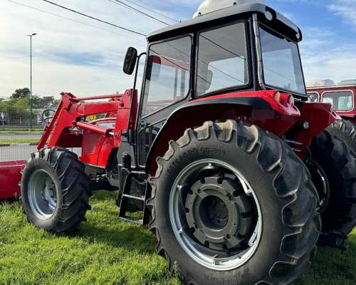 Mf 4292 RA / con Pala Omar Martin / 117 HP / 6500 Hs