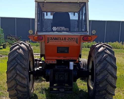 Tractor Zanello 220 18.4x34