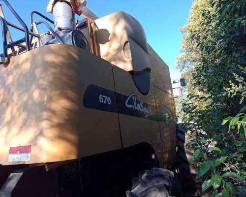 Cosechadora Challenger 670 2014 (motor Nuevo C/ 600 H)