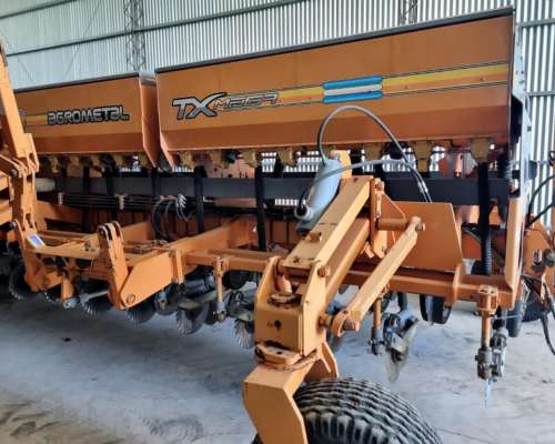 Agrometal TX Mega 20/52 Neumática