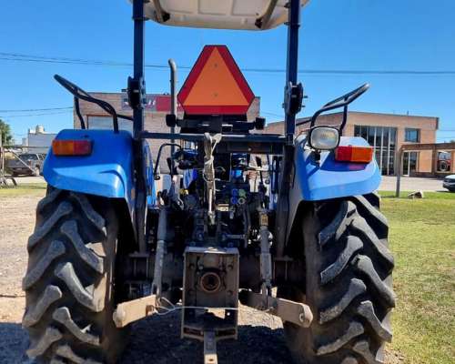Tractor New Holland TT4.55 4X2 55hp Tres Puntos