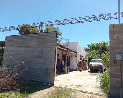 Casa a Refaccionar Sobre Terreno de 10m X 28m