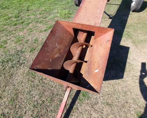 Chimango Elevador de Granos y Pastos. Pierini