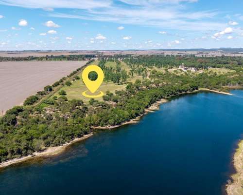 Vendo Terreno Frente al Lago Piedras Moras