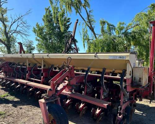 Sembradora Gherardi G200. 14 a 52. Neumática.