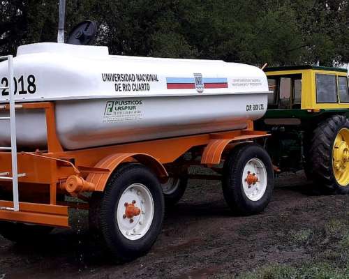 Regador de Arrastre de 6000 8000 y 10000 Litros