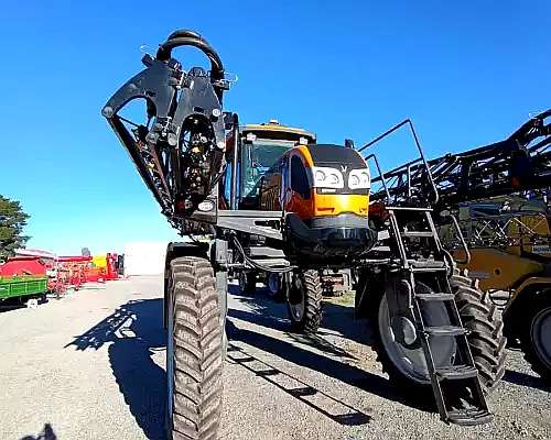 Pulverizadora Valtra R 535 4X4 / 3500lts / 36 M Nueva
