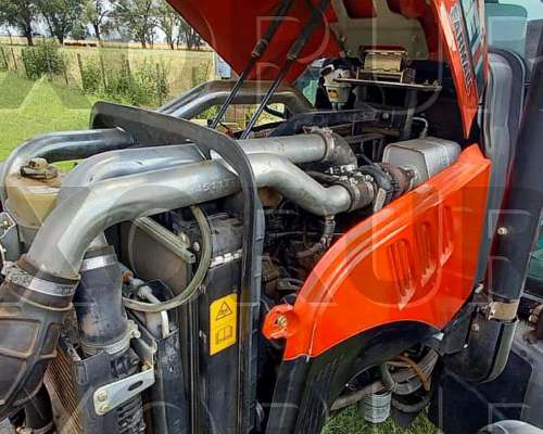 Case Farmall 110 JX, 2021, 1622 HS. Piloto Case, Antena