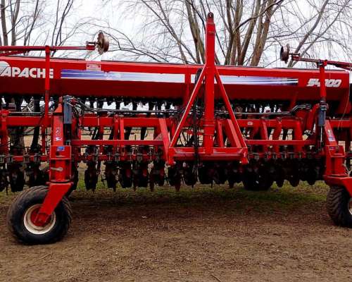 Sembradora Apache 54000 41l a 17,5cm año 2015
