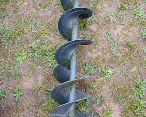 Hoyadora de Arrastre Tayca Hidráulica Nueva