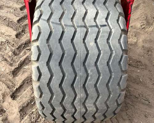 Sembradora 32000 de 38 a 21 cm . Bertini. Disponible