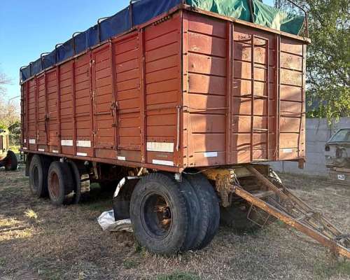 Acoplado Helvetica 3 Ejes