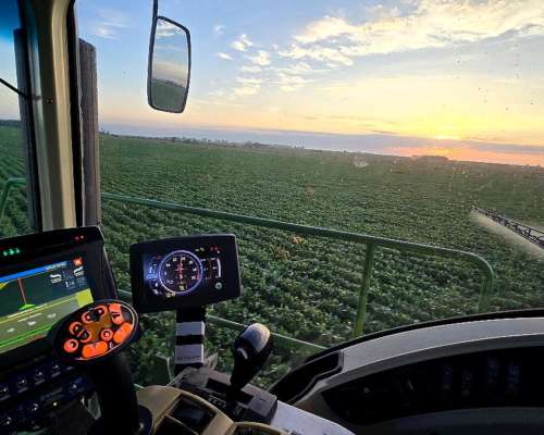 Caiman SP 3.900 Litros. año 2019 Caja Automática, 34 Metros