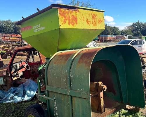 Embolsadora para Grano Partido Martinez Staneek 6 Pies