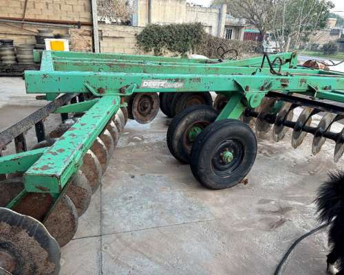 Desencontrada Deutz Agroline de 40 Discos