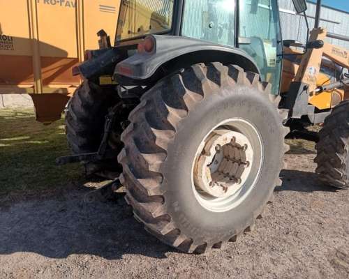 Tractor Valtra BM 125i