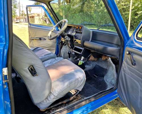 Fiat 147 Spazio 1.4 con GNC