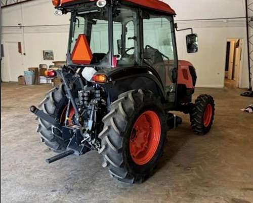 2025 Kubota M4N-071HDC12 Tractor