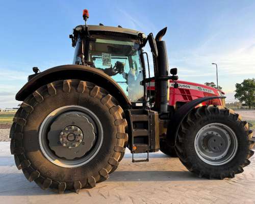 Massey Ferguson 8737 con Duales y Piloto