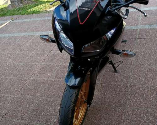Moto Honda CBR 300r